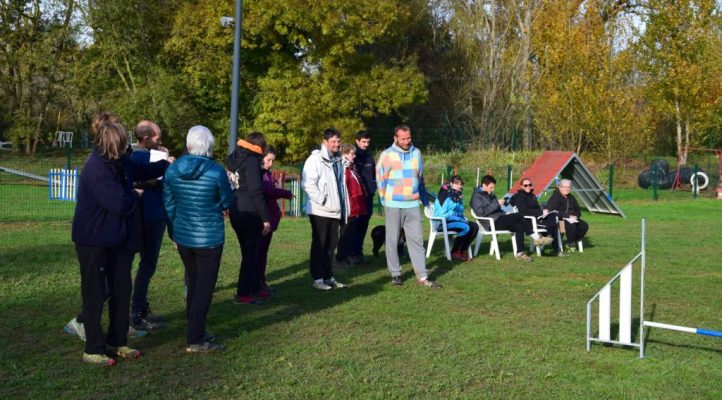 i282600889656805089._szw1280h1280_